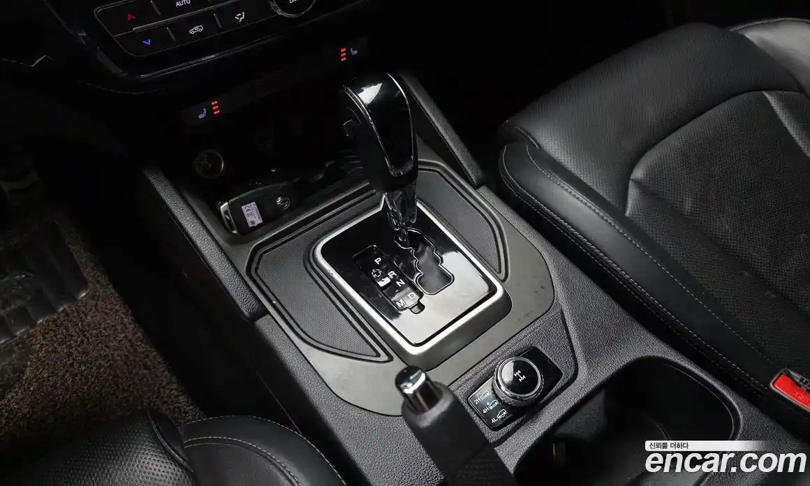 SsangYong Rexton 2018 2.2 Автомат в Москве № 889863, фото 9