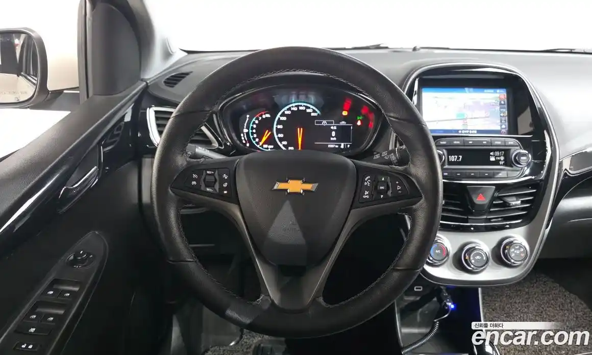 Chevrolet Spark 2018 1.0 Автомат в Москве № 890441, фото 12