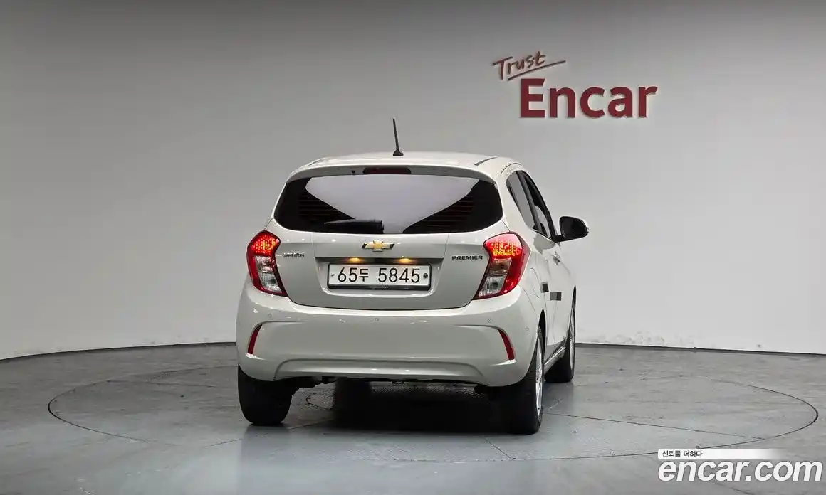 Chevrolet Spark 2018 1.0 Автомат в Москве № 890441, фото 3