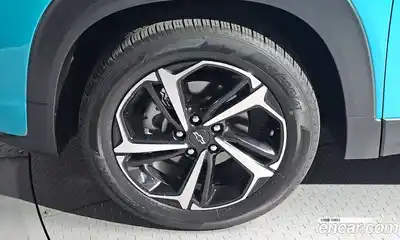 Chevrolet TrailBlazer 2022 1.3 Автомат в Москве № 890522, миниатюра 5