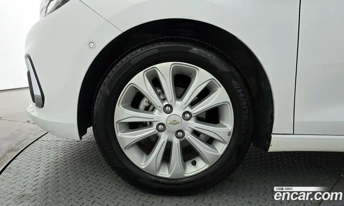 Chevrolet Spark 2017 1.0 Автомат в Москве № 890584, фото 5