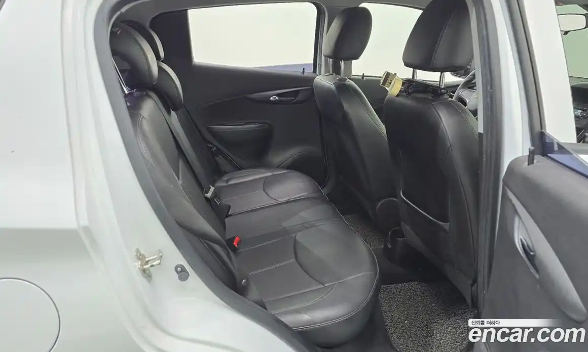 Chevrolet Spark 2017 1.0 Автомат в Москве № 890621, фото 12