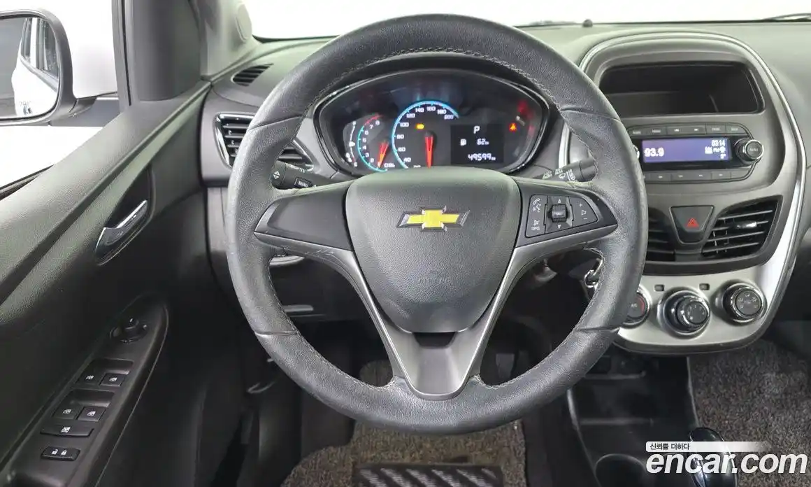 Chevrolet Spark 2017 1.0 Автомат в Москве № 890621, фото 13