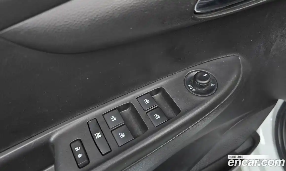 Chevrolet Spark 2017 1.0 Автомат в Москве № 890621, фото 19