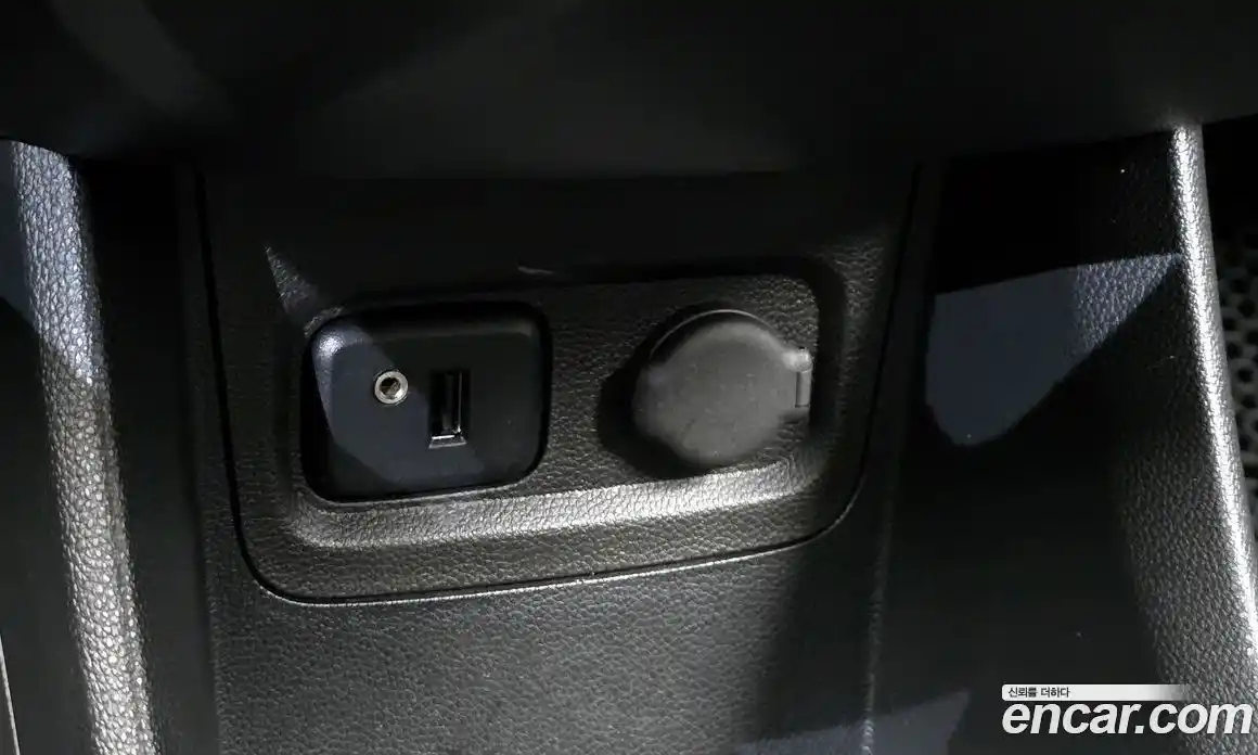 Chevrolet Spark 2015 1.0 Автомат в Москве № 890770, фото 16