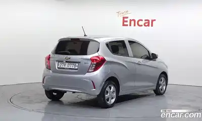 Chevrolet Spark 2015 1.0 Автомат в Москве № 890770, миниатюра 2