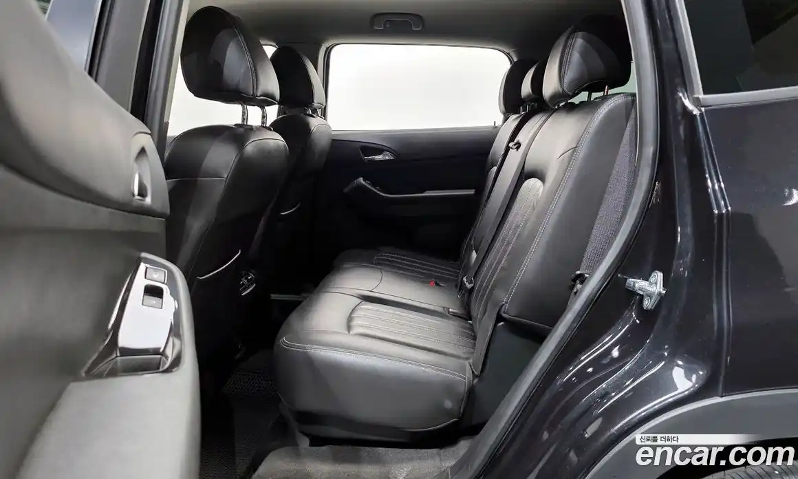 Chevrolet Orlando 2016 2.0 Автомат в Москве № 890941, фото 12