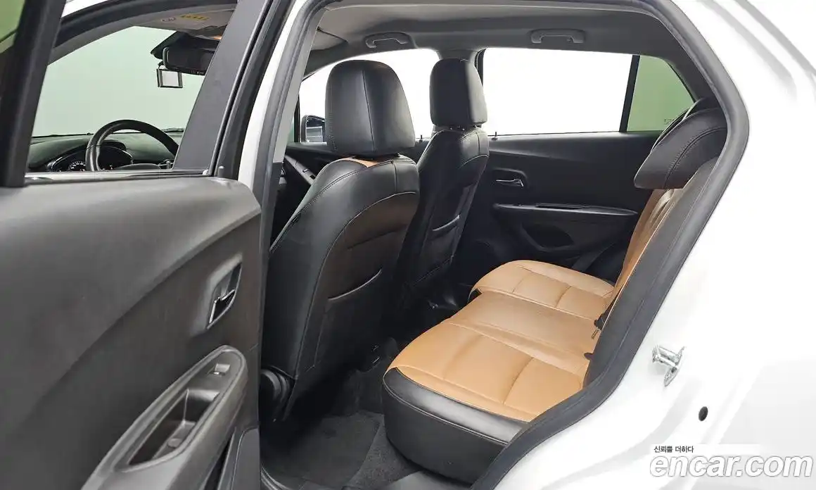 Chevrolet Trax 2017 1.4 Автомат в Москве № 890943, фото 11