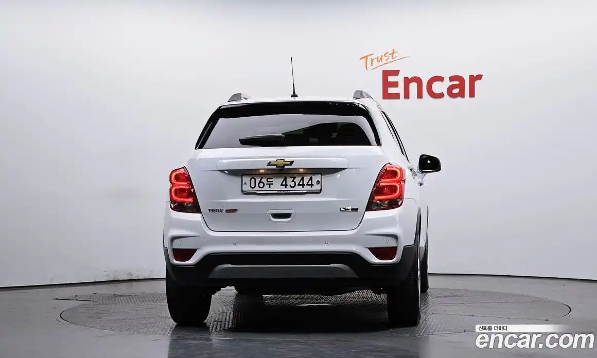 Chevrolet Trax 2017 1.4 Автомат в Москве № 890943, фото 3