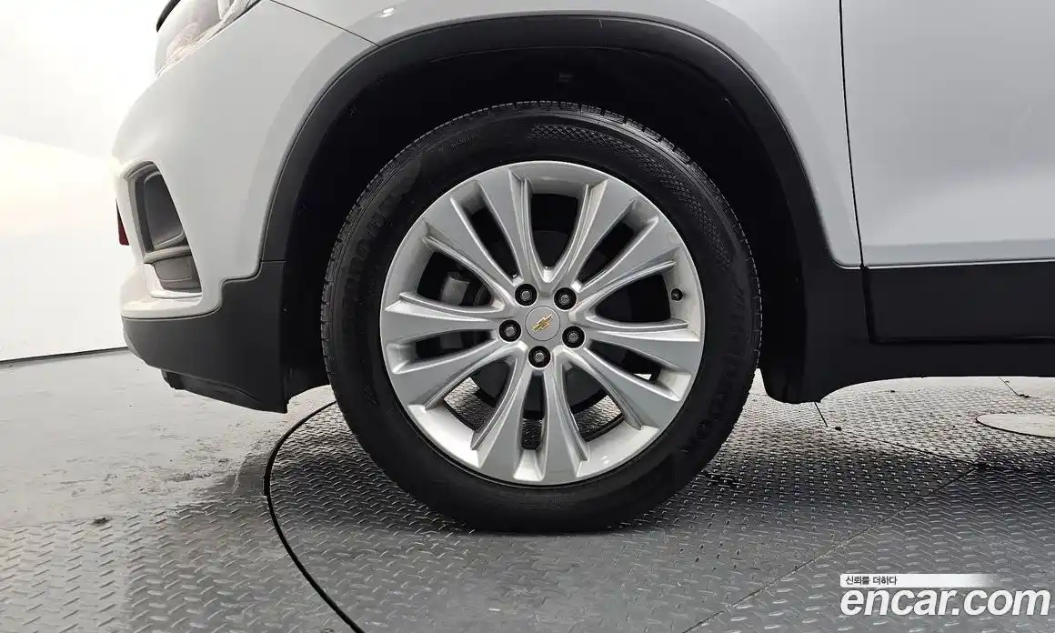 Chevrolet Trax 2017 1.4 Автомат в Москве № 890943, фото 4