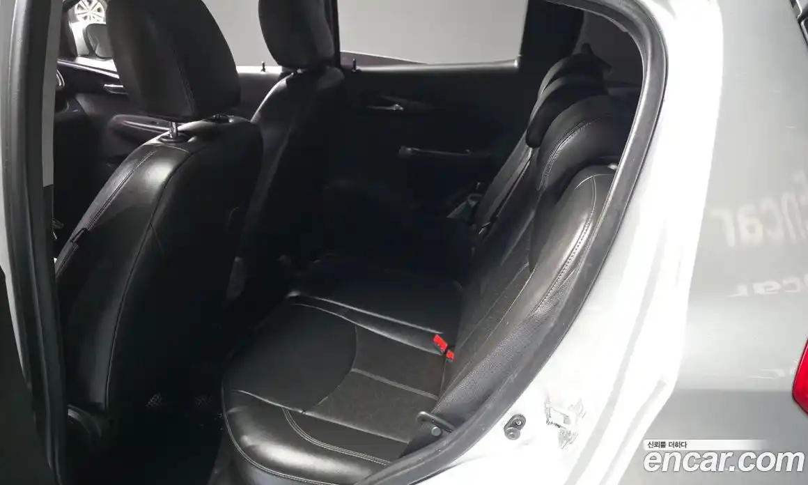 Chevrolet Spark 2016 1.0 Автомат в Москве № 891093, фото 12