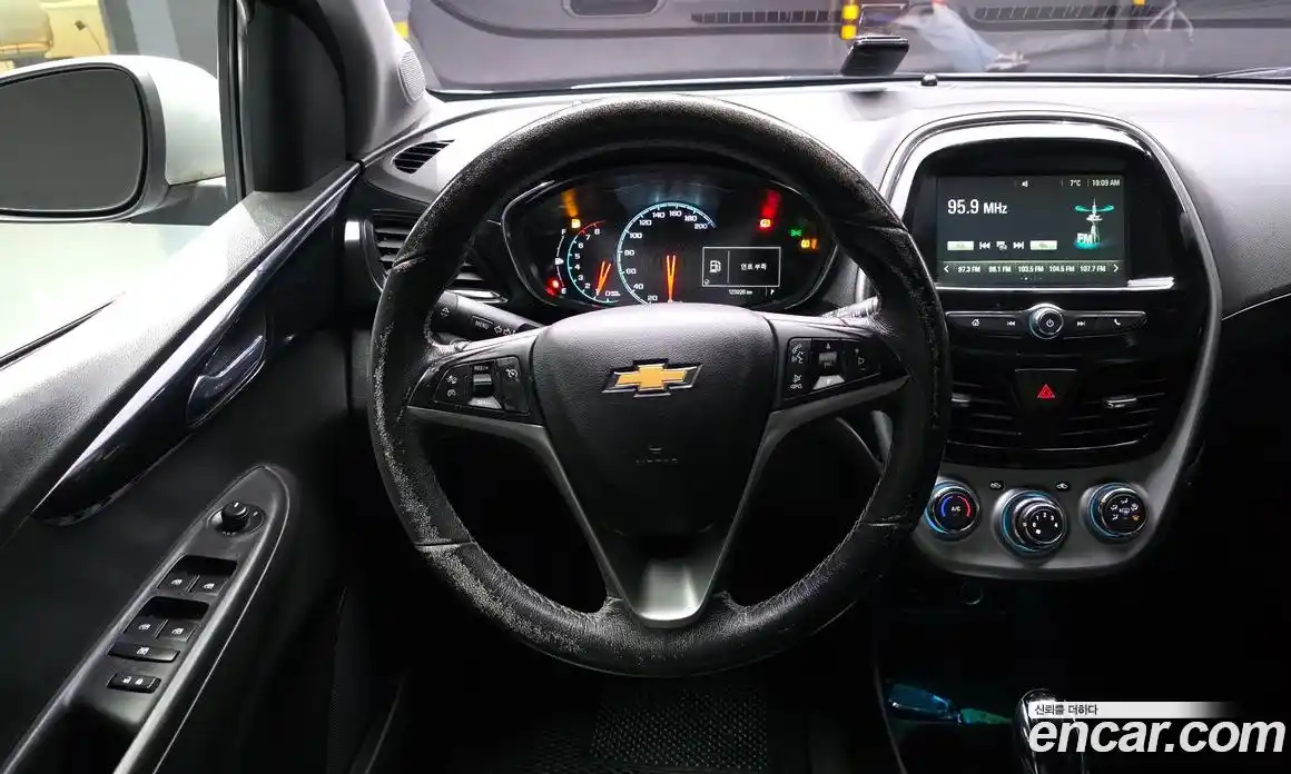 Chevrolet Spark 2016 1.0 Автомат в Москве № 891093, фото 13