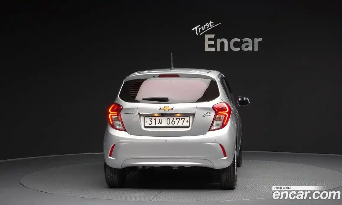 Chevrolet Spark 2016 1.0 Автомат в Москве № 891093, фото 4