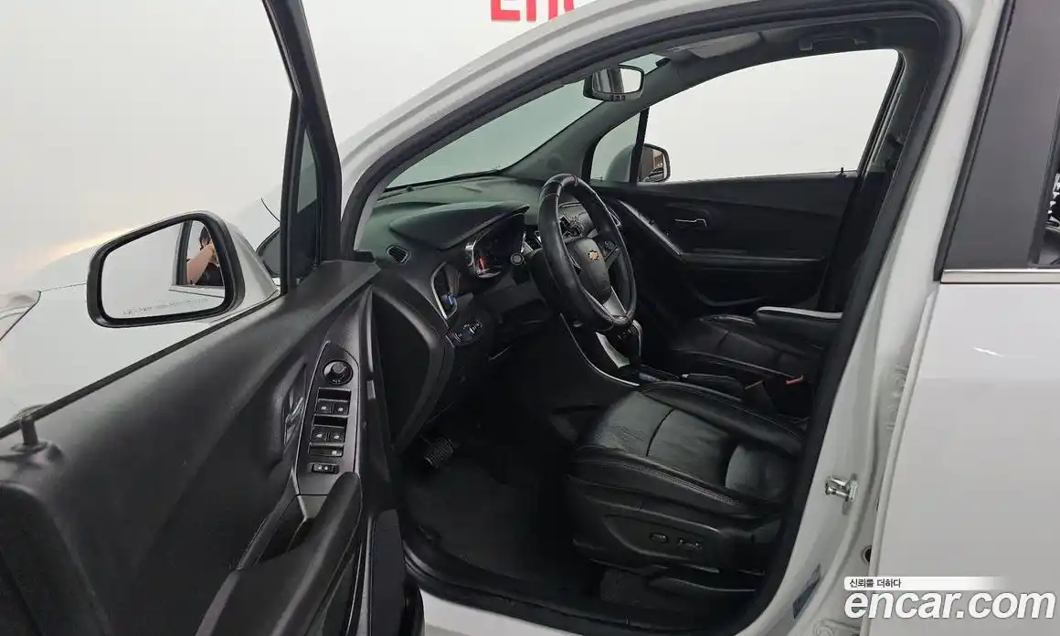 Chevrolet Trax 2017 1.4 Автомат в Москве № 891174, фото 10