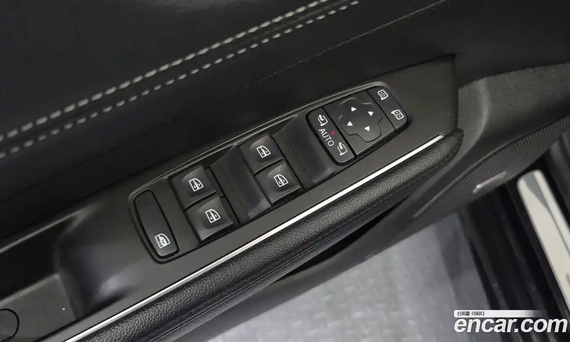 Renault SM6 2017 2.0 Автомат в Москве № 891442, фото 12