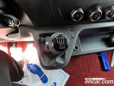 Renault Master 2022 2.3 Механическая в Москве № 891734, миниатюра 9