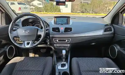 Renault SM3 2011 1.6 гидро в Москве № 891792, миниатюра 7