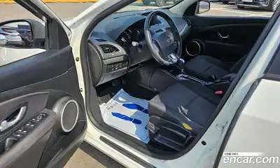Renault SM3 2011 1.6 гидро в Москве № 891792, миниатюра 10