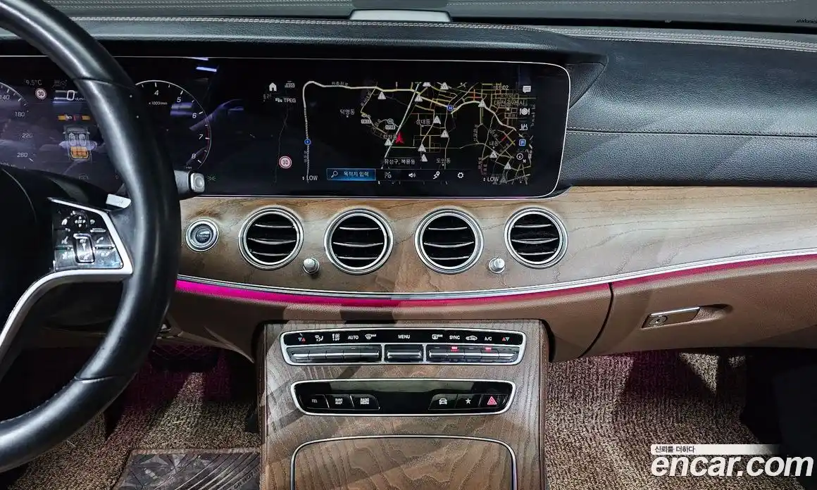 Mercedes-Benz E-Class 2022 2.0 Автомат в Москве № 893181, фото 15