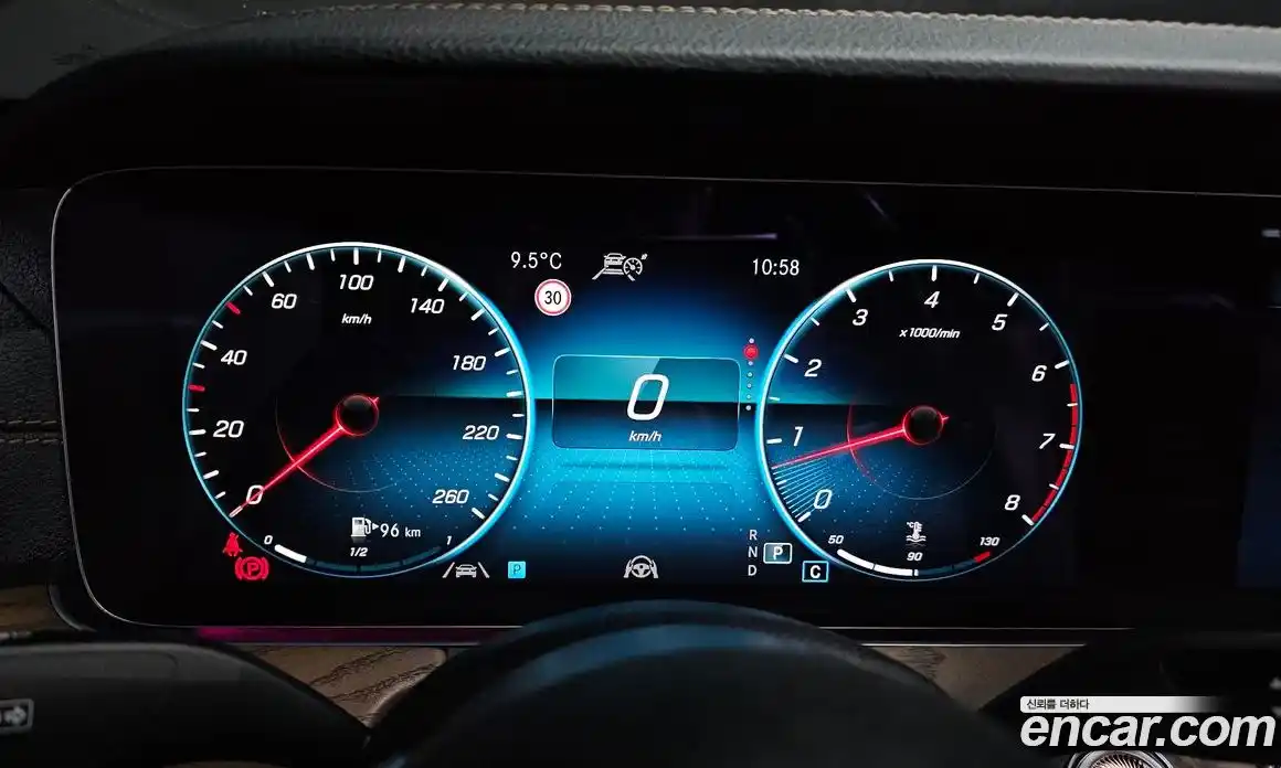 Mercedes-Benz E-Class 2022 2.0 Автомат в Москве № 893181, фото 8