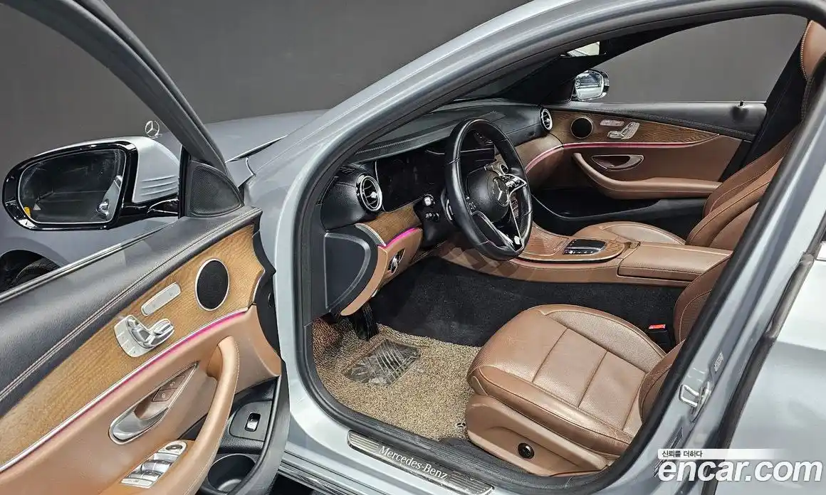 Mercedes-Benz E-Class 2022 2.0 Автомат в Москве № 893181, фото 10