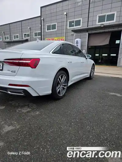 Audi A6 2022 2.0 Автомат в Москве № 894199, миниатюра 2