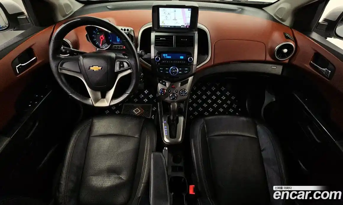 Chevrolet Aveo 2013 1.6 гидро в Москве № 103889, фото 7