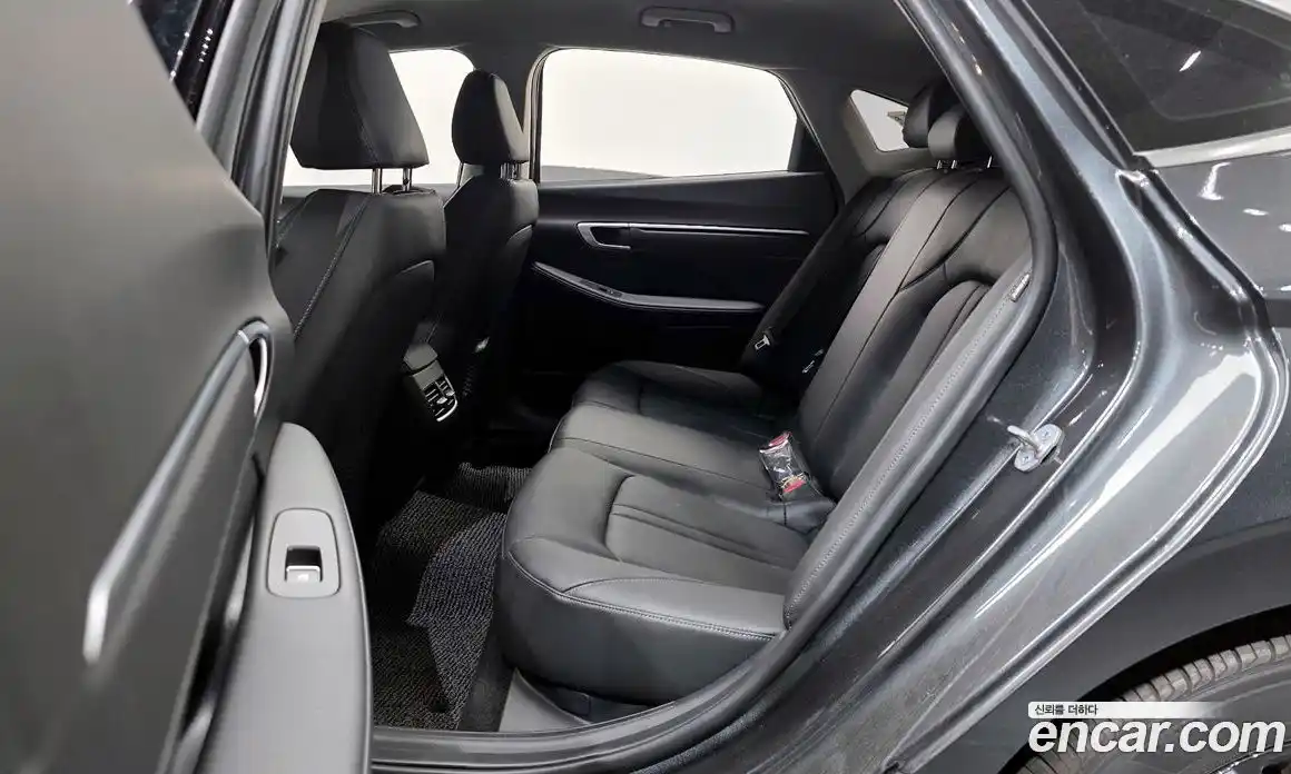 Hyundai Sonata 2025 2.0 Автомат в Москве № 853835, фото 12