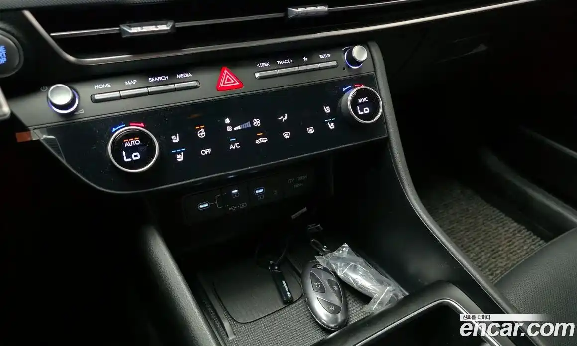 Hyundai Sonata 2025 2.0 Автомат в Москве № 853835, фото 17