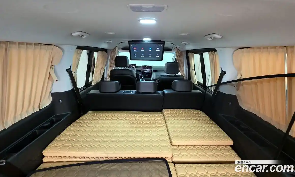 Hyundai Staria 2023 2.2 Автомат в Москве № 853947, фото 1