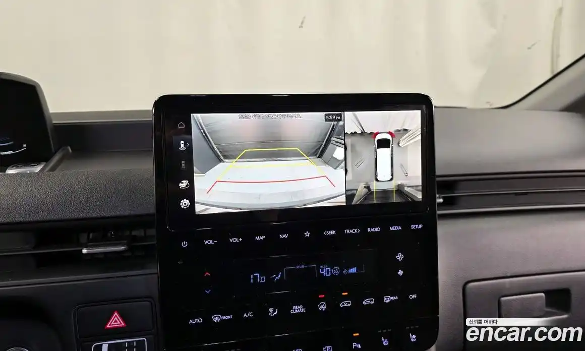 Hyundai Staria 2023 2.2 Автомат в Москве № 853947, фото 15