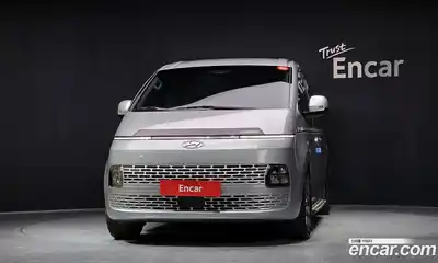 Hyundai Staria 2023 2.2 Автомат в Москве № 853947, миниатюра 3