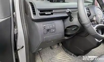 Hyundai Staria 2023 2.2 Автомат в Москве № 853947, миниатюра 7