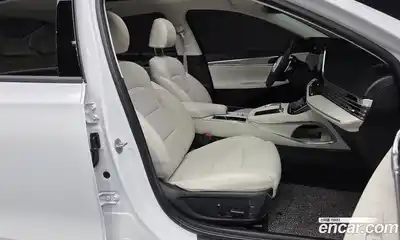 Hyundai Grandeur 2022 2.5 Автомат в Москве № 854058, миниатюра 11