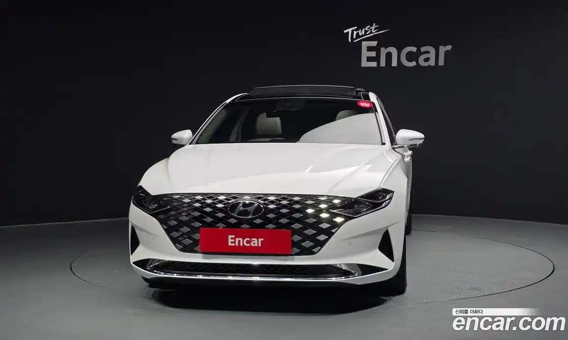 Hyundai Grandeur 2022 2.5 Автомат в Москве № 854058, фото 3