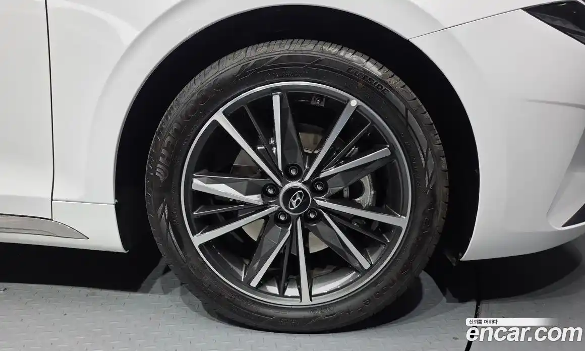 Hyundai Grandeur 2022 2.5 Автомат в Москве № 854058, фото 5