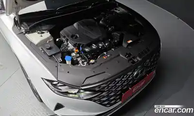 Hyundai Grandeur 2022 2.5 Автомат в Москве № 854058, миниатюра 6