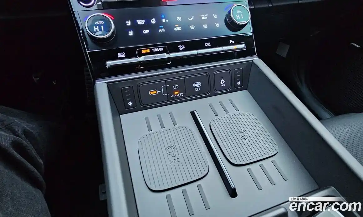 Hyundai Santa Fe 2024 1.6 Автомат в Москве № 854202, фото 13