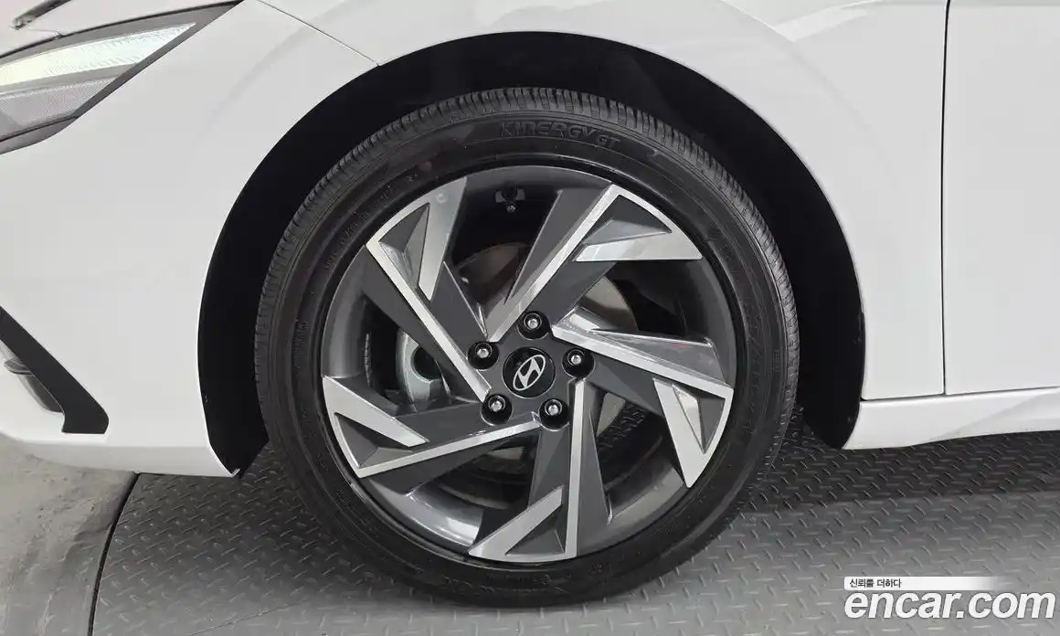 Hyundai Avante 2024 1.6 Автомат в Москве № 854403, фото 5