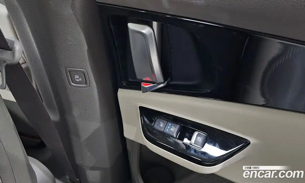 Kia Canival 2023 3.5 Автомат в Москве № 855094, фото 18