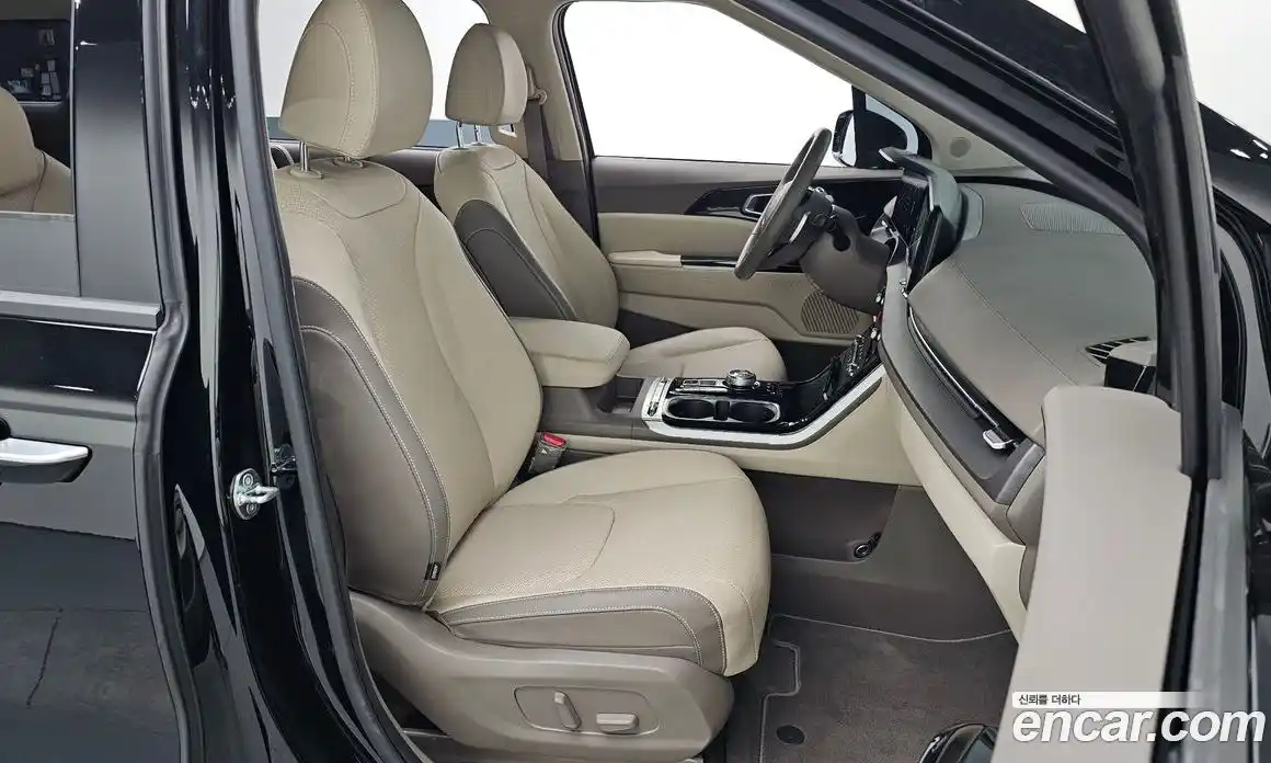 Kia Canival 2023 3.5 Автомат в Москве № 855094, фото 10