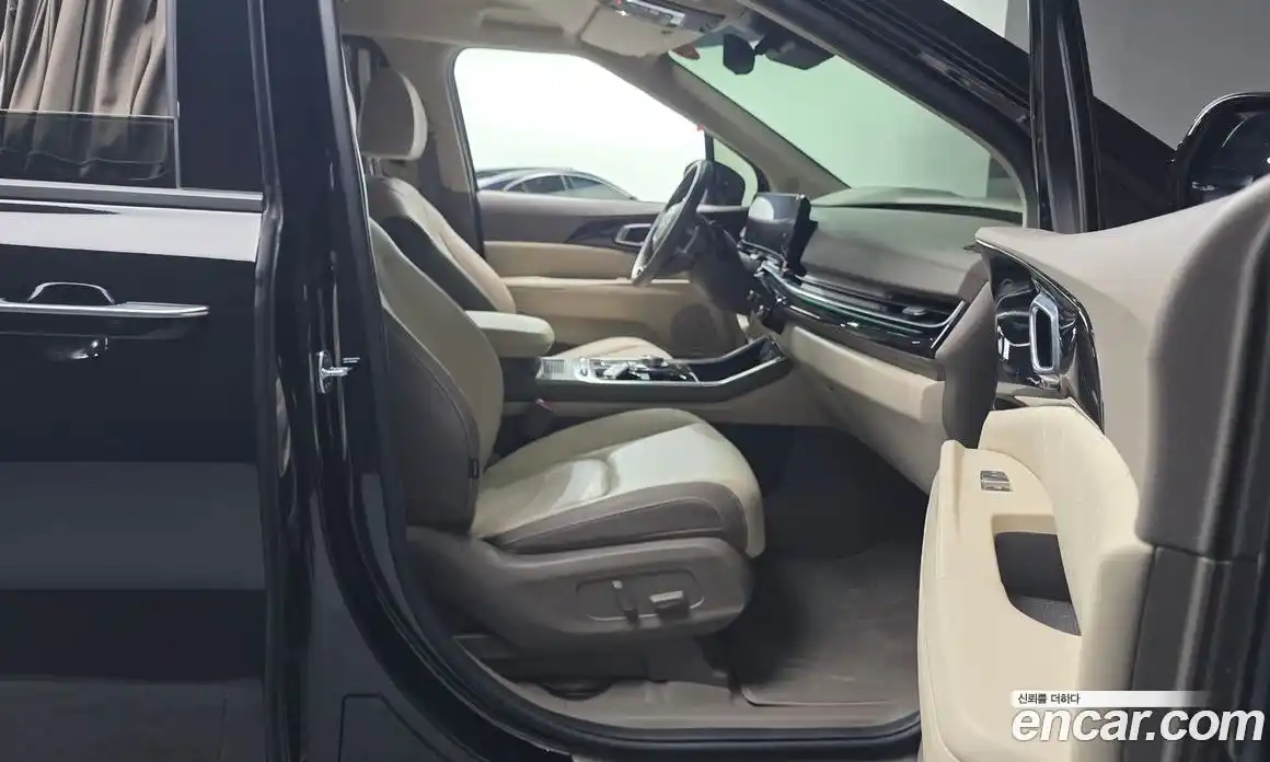 Kia Canival 2024 3.5 Автомат в Москве № 855206, фото 11