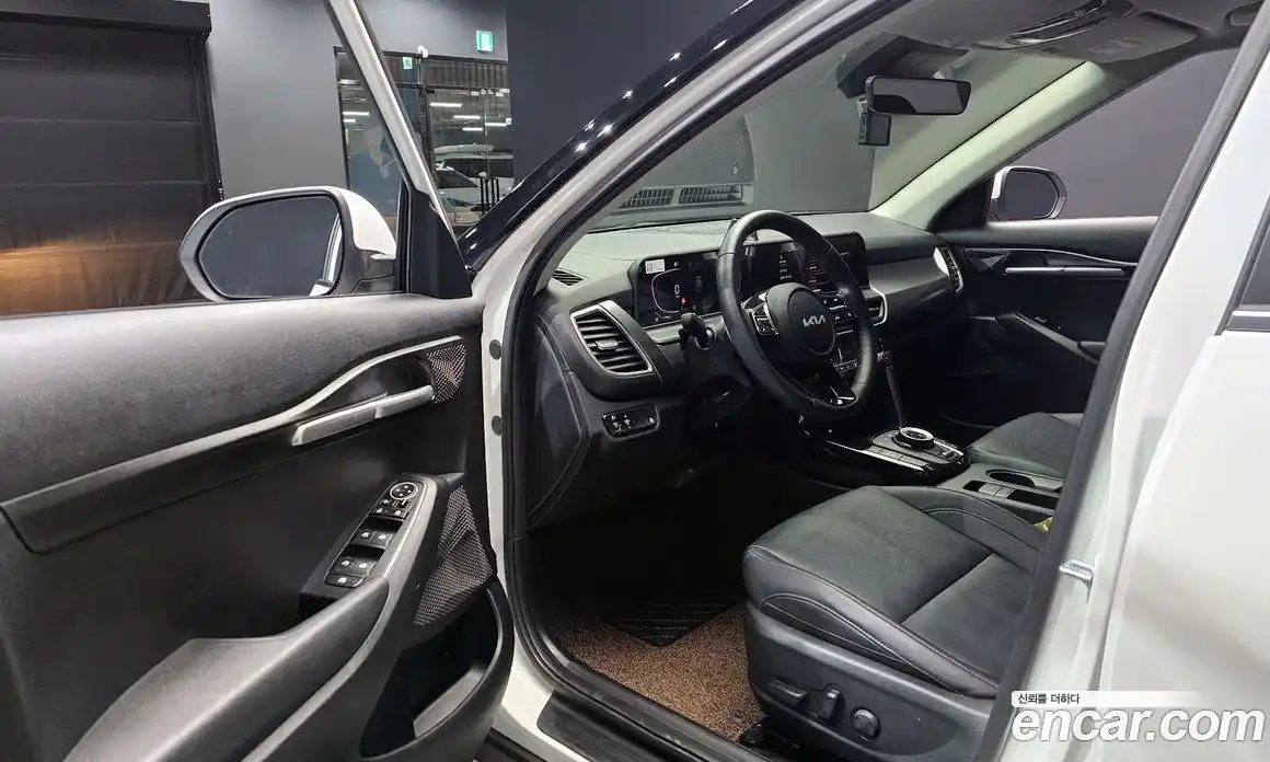 Kia Seltos 2025 1.6 Автомат в Москве № 855244, фото 11