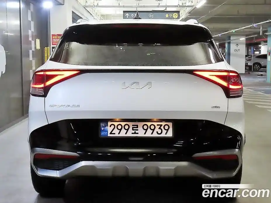 Kia Sportage 2023 1.6 Автомат в Москве № 855453, фото 5