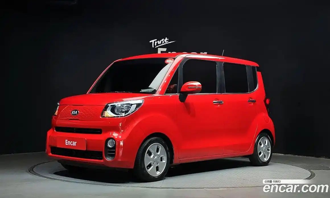 Kia Ray 2018 1.0 Автомат в Москве № 855570, фото 1