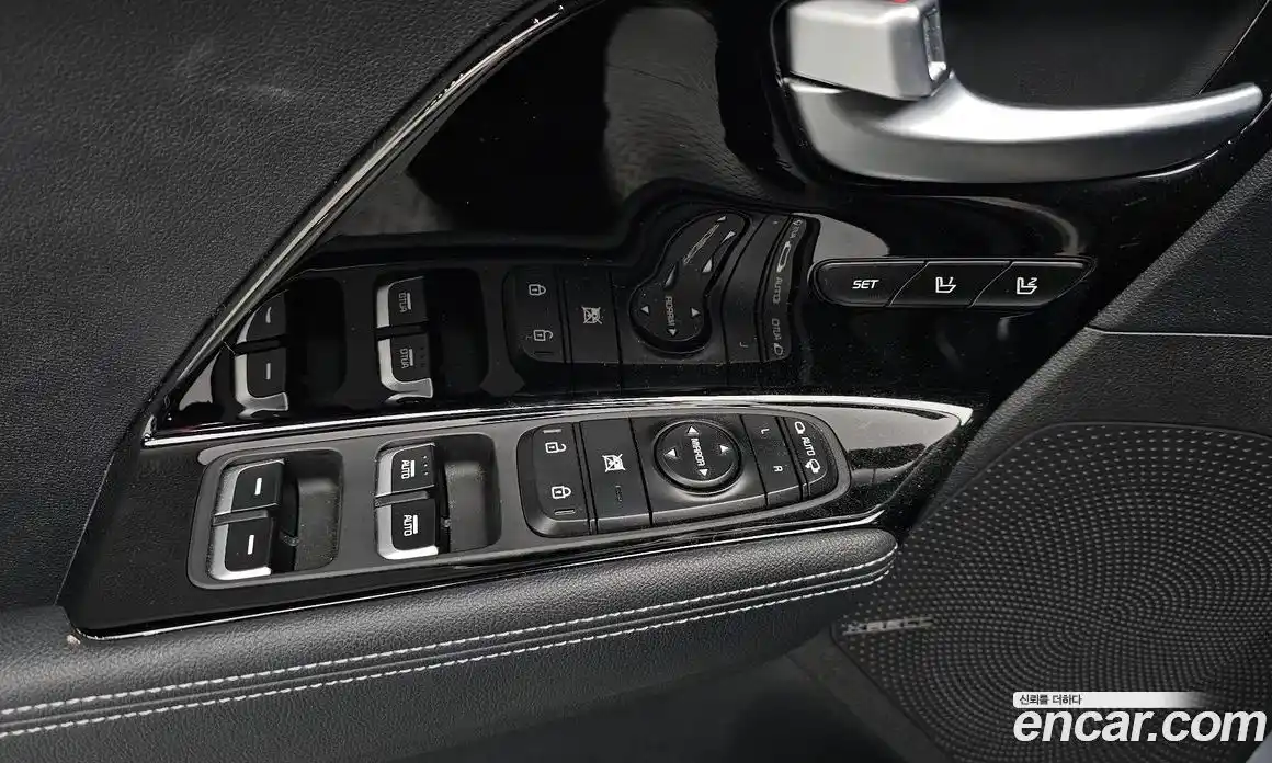 Kia Niro 2021 1.6 Автомат в Москве № 855573, фото 18