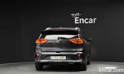 Kia Niro 2021 1.6 Автомат в Москве № 855573, миниатюра 4