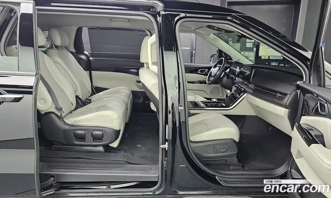 Kia Canival 2021 2.2 Автомат в Москве № 855677, фото 12