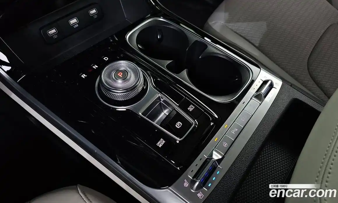 Kia Canival 2021 2.2 Автомат в Москве № 855677, фото 9