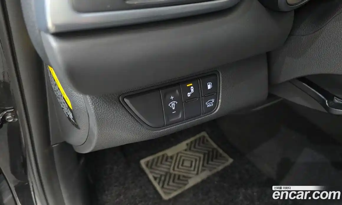 Genesis G70 2019 2.0 Классический в Москве № 856176, фото 15